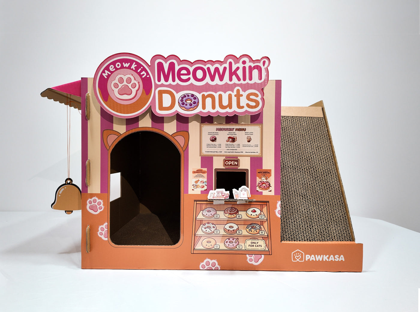Donut shop-inspired immersive design